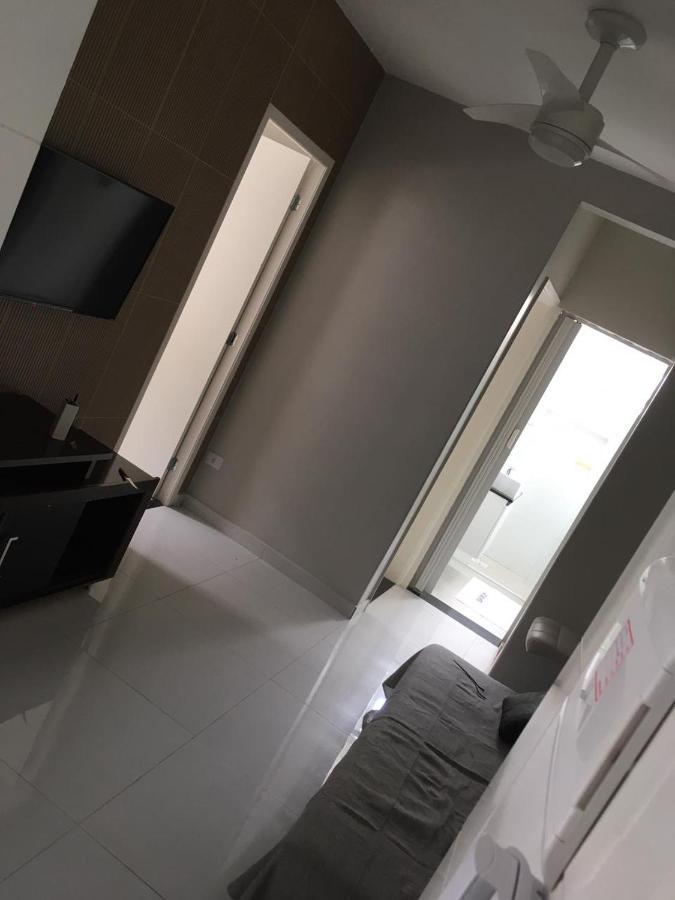 Apartamento Frente Mar Gonzaga Santos 3 Apartment Bagian luar foto